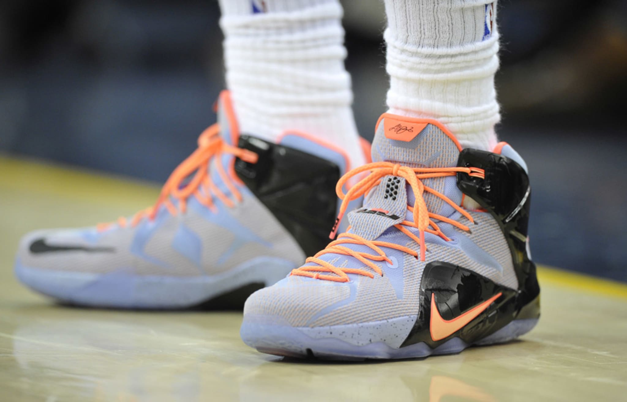 LeBron James wearing the 'Easter' Nike LeBron 12 (1)