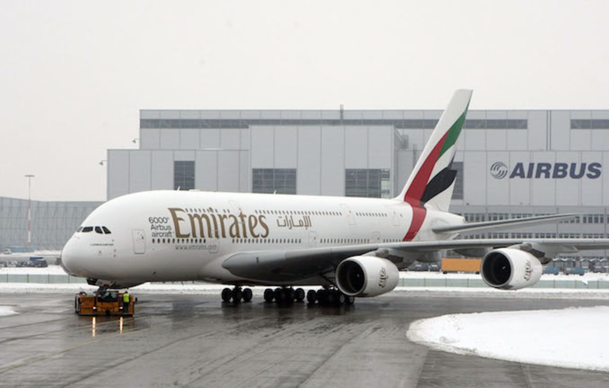 emirates plane