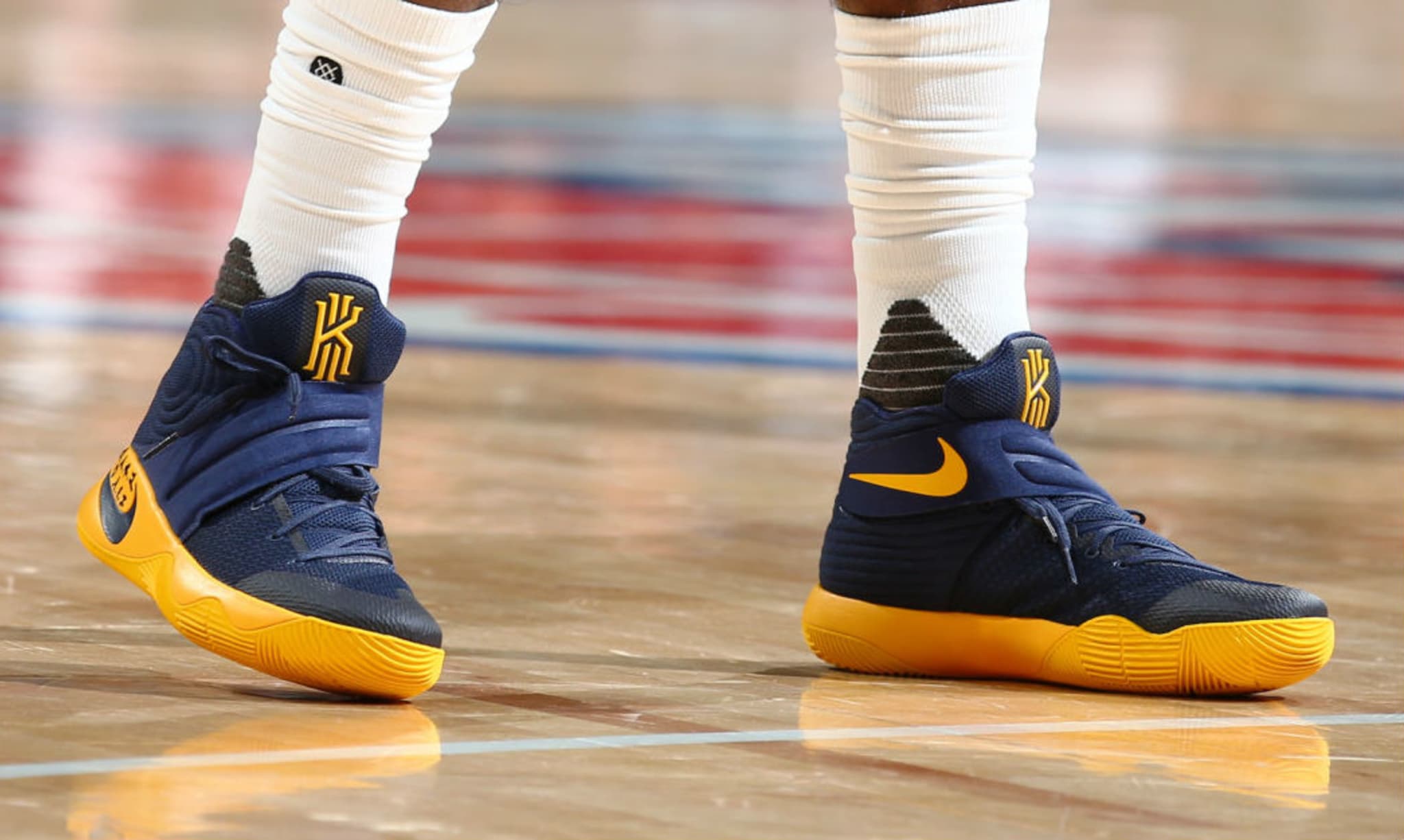 Kyrie Irving Wears the "Cavs" Nike Kyrie 2 (1)