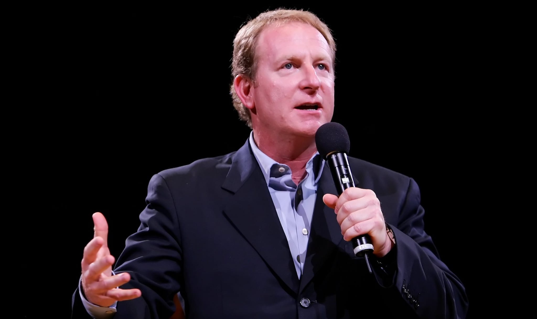 Phoenix Suns owner Robert Sarver