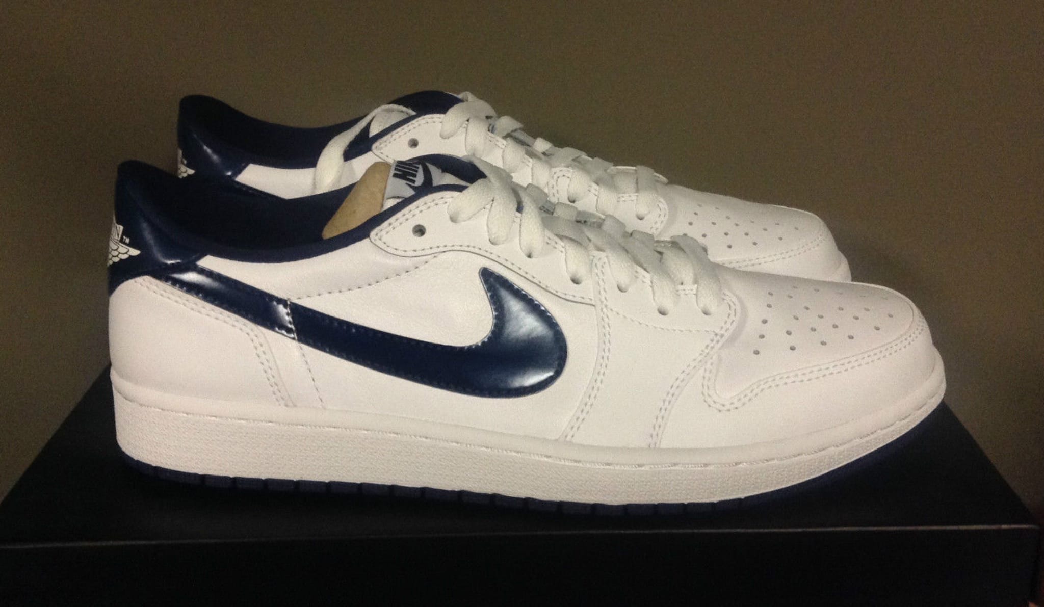 Jordan 1 Low White Navy