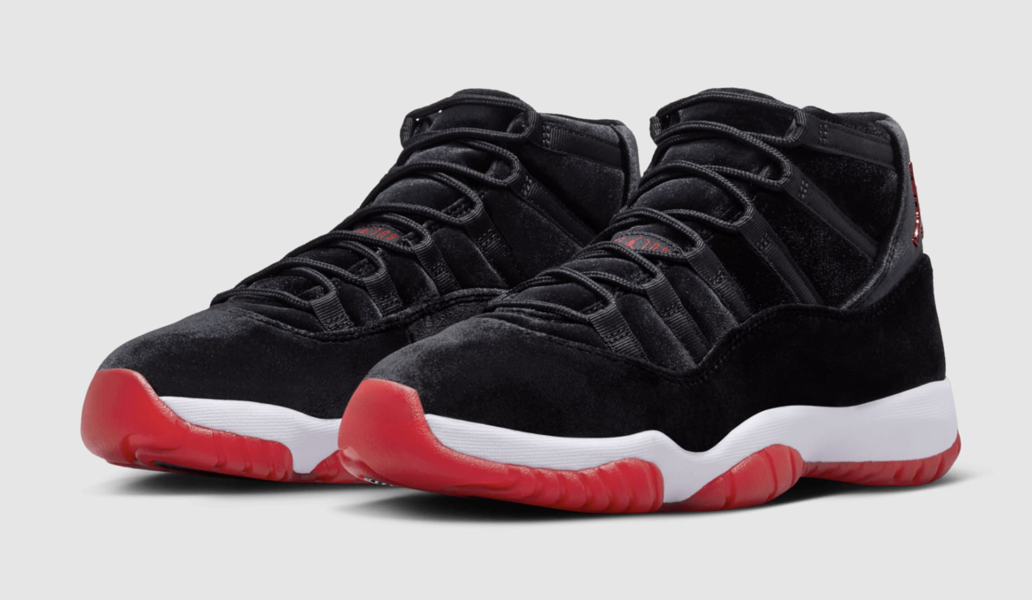Air Jordan 11 Women's 'Bred Velvet'