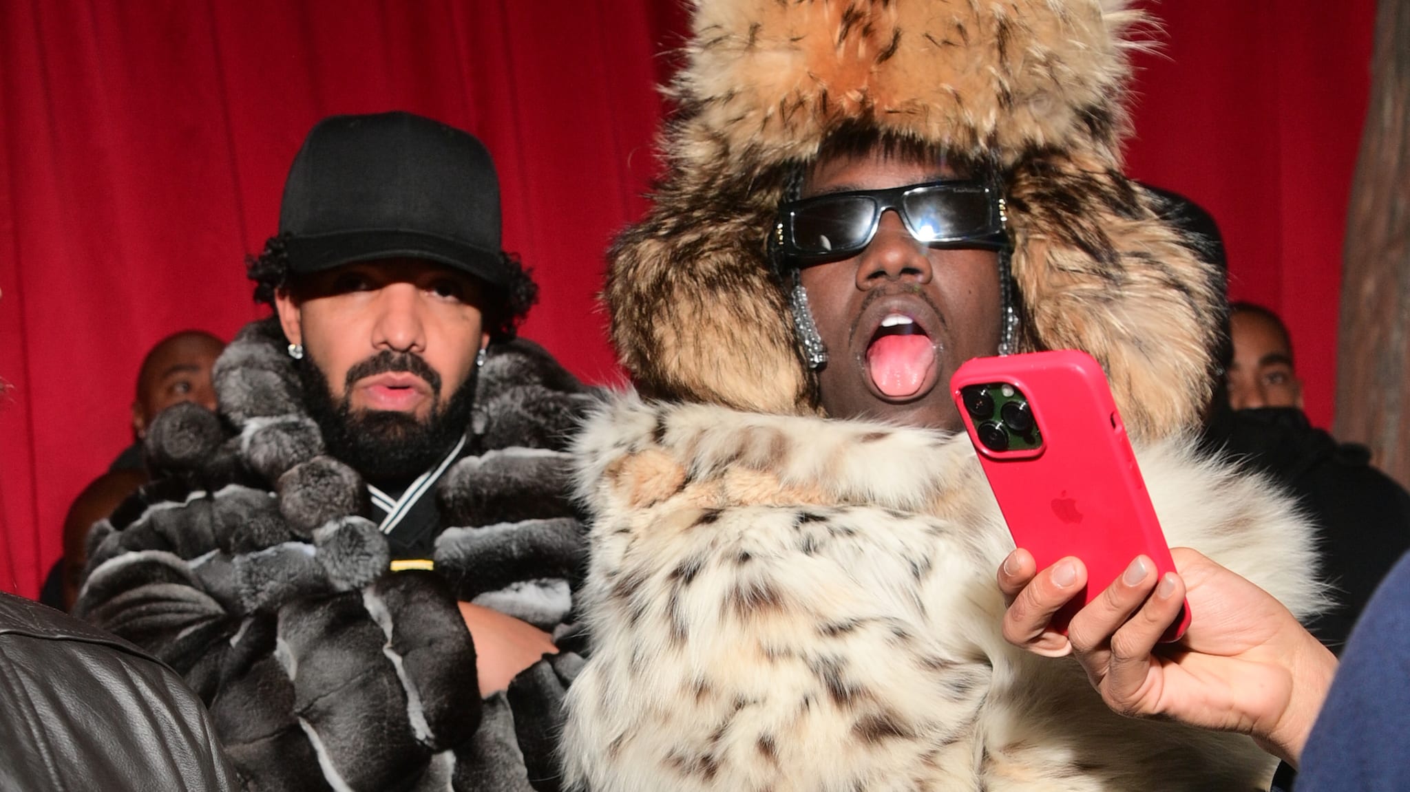 Drake and Lil Yachty posing