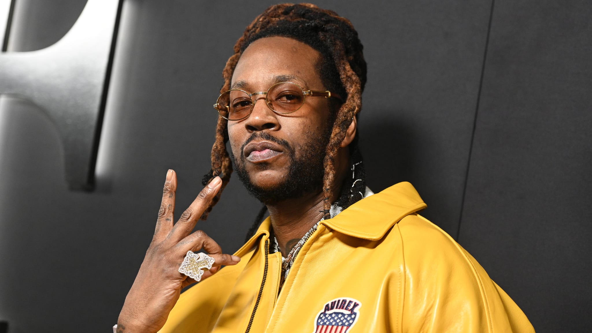 2 Chainz on the red carpet posing for photo