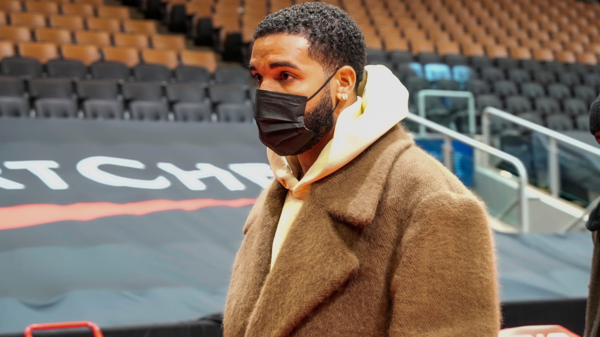 Rapper, Drake leaves the game between the Miami Heat and the Toronto Raptors
