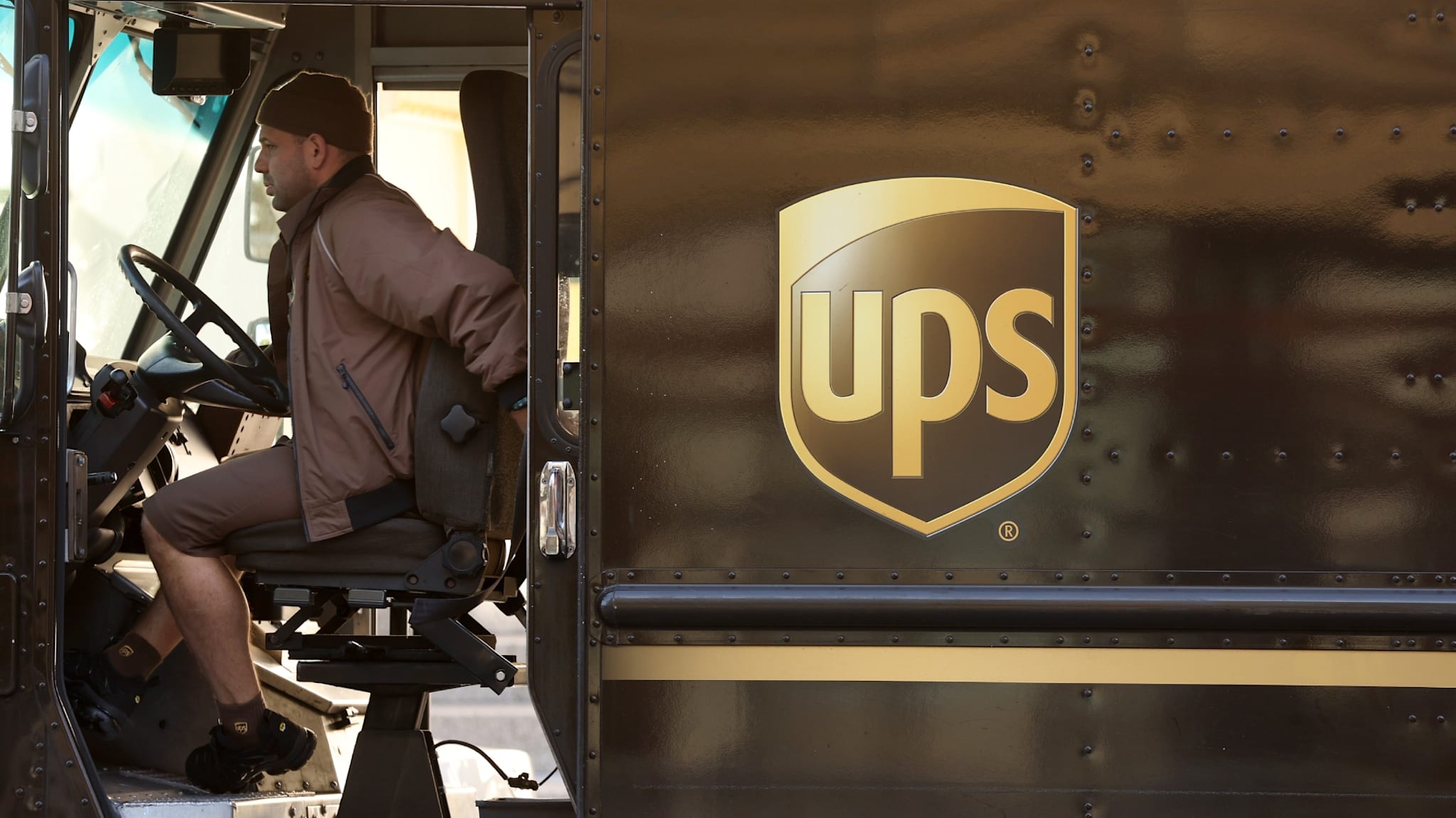 UPS Workers Among Those Arrested After Allegedly Moving Cocaine Through ...