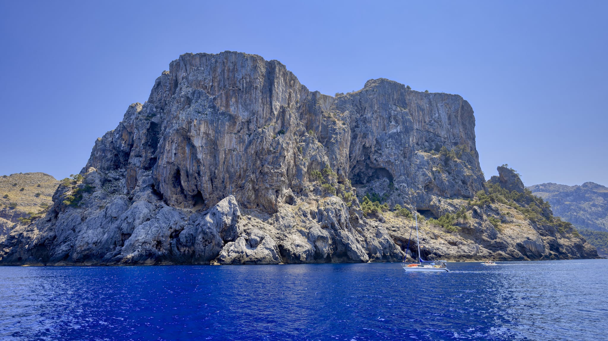 Photograph of cliffs in northern Majorca
