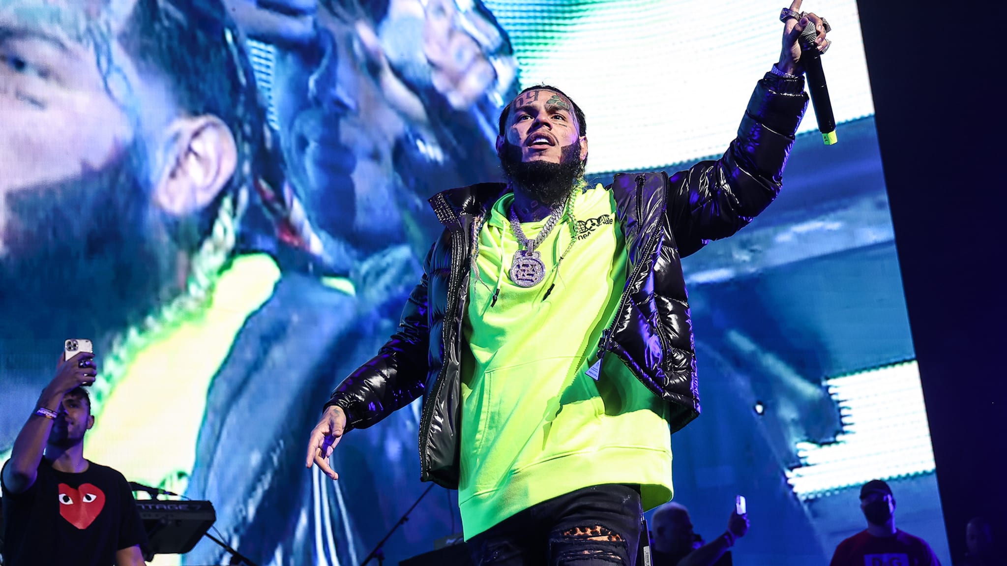 Rapper Tekashi 6ix9ine performs during the MiamiBash 2021