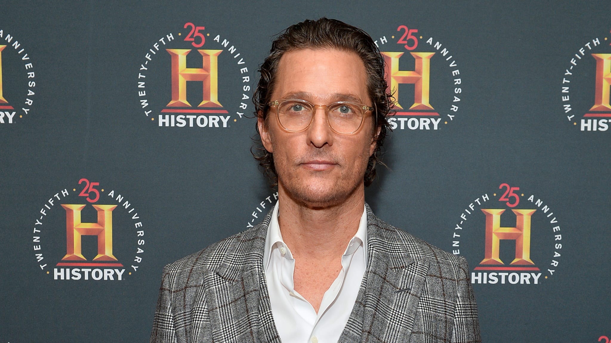 Matthew McConaughey poses for photos at HISTORYTalks Leadership & Legacy event.