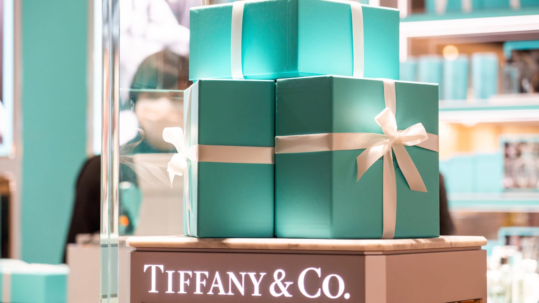 American luxury jewellery and speciality retailer Tiffany & Co. logo and gift boxes