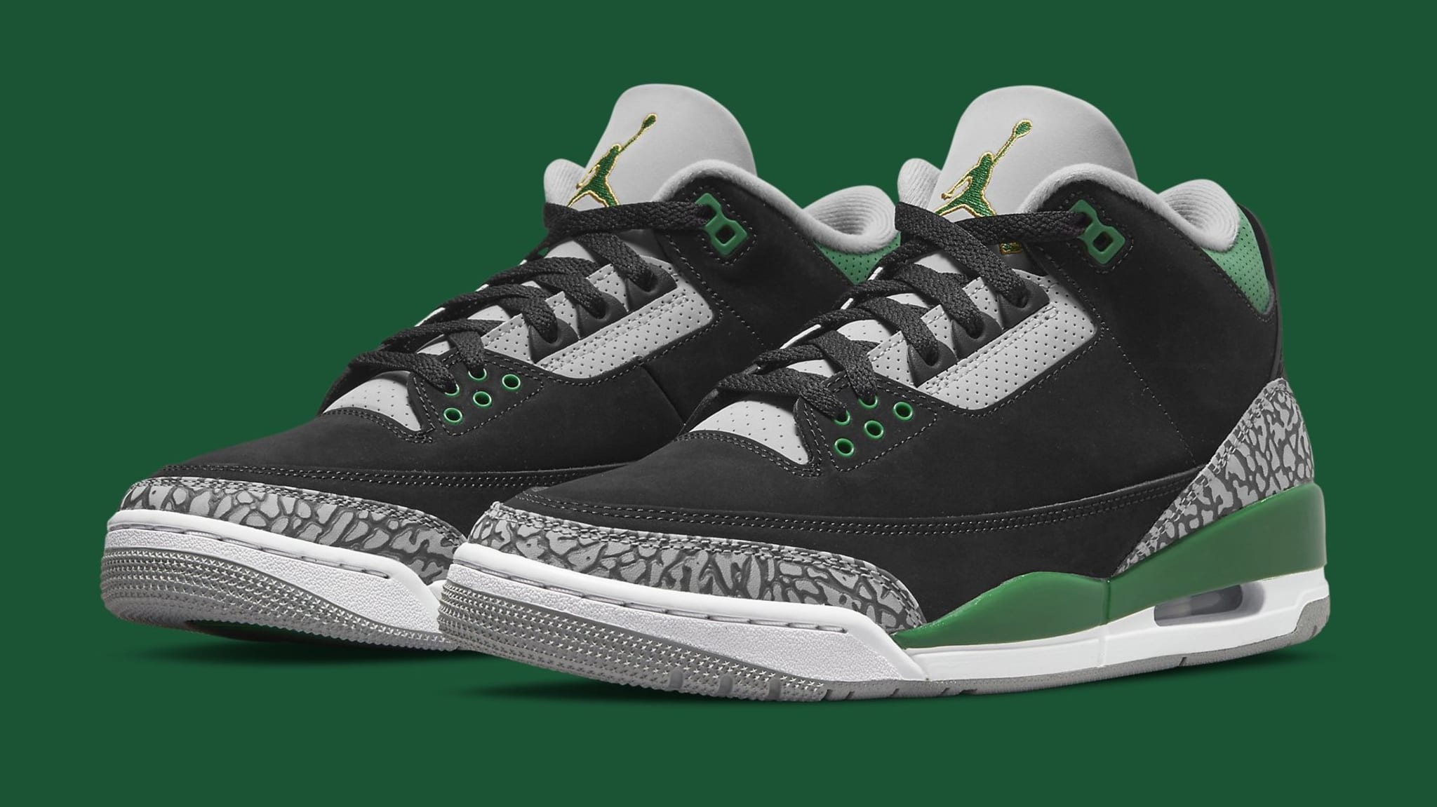 Air Jordan 3 Retro 'Pine Green' CT8532 030 Pair