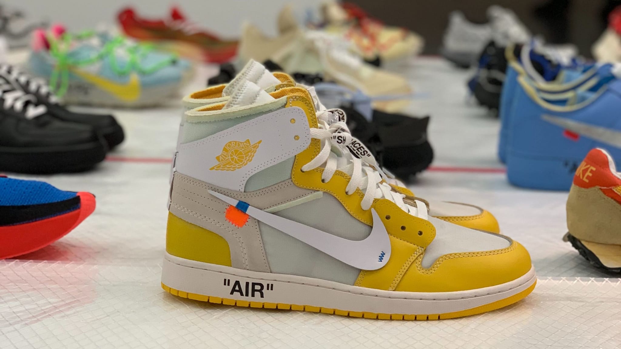 Off White x Air Jordan 1 'White/Yellow' Sample