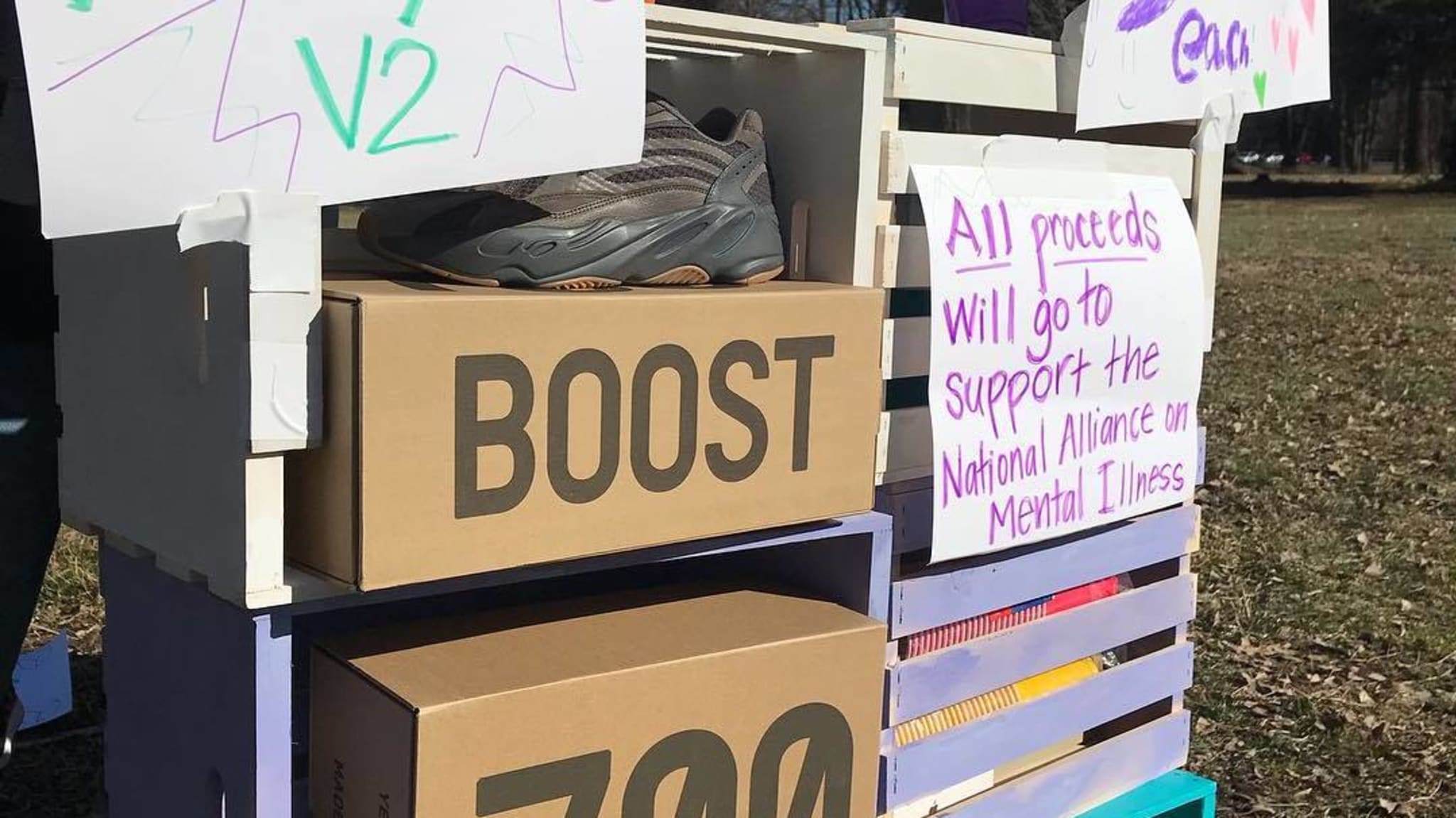 Kanye West Adidas Yeezy Lemonade Stand