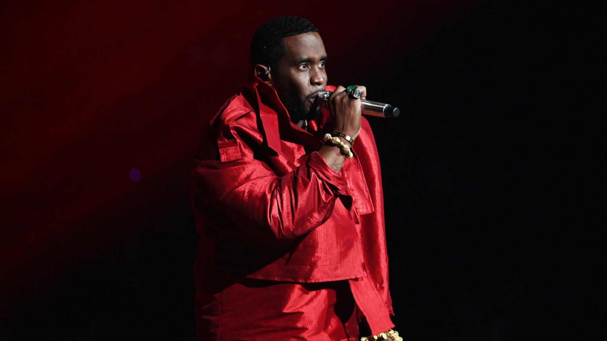 diddy performs in red
