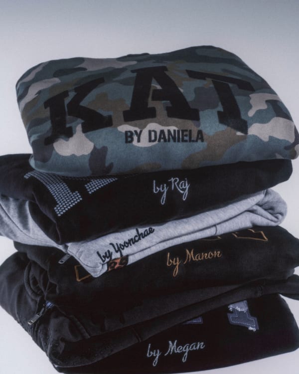 Complex Shop - Gap x KATSEYE