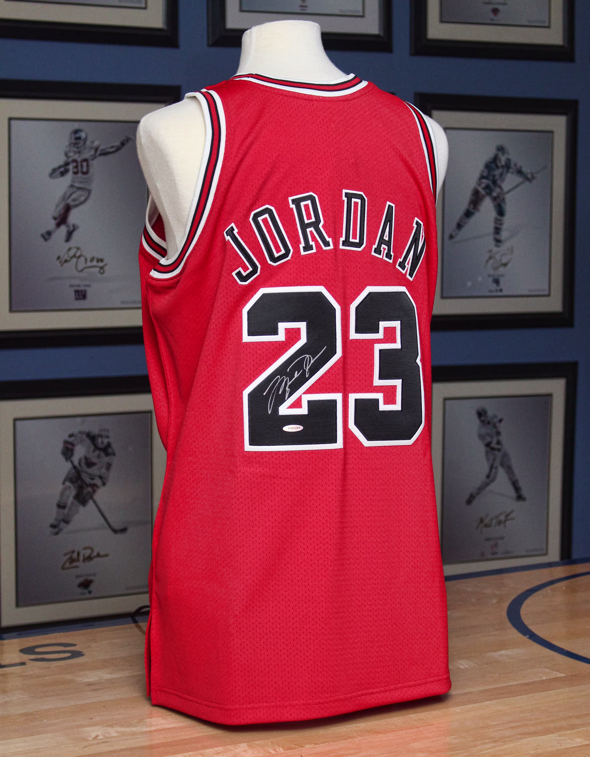 michael jordan signed jersey