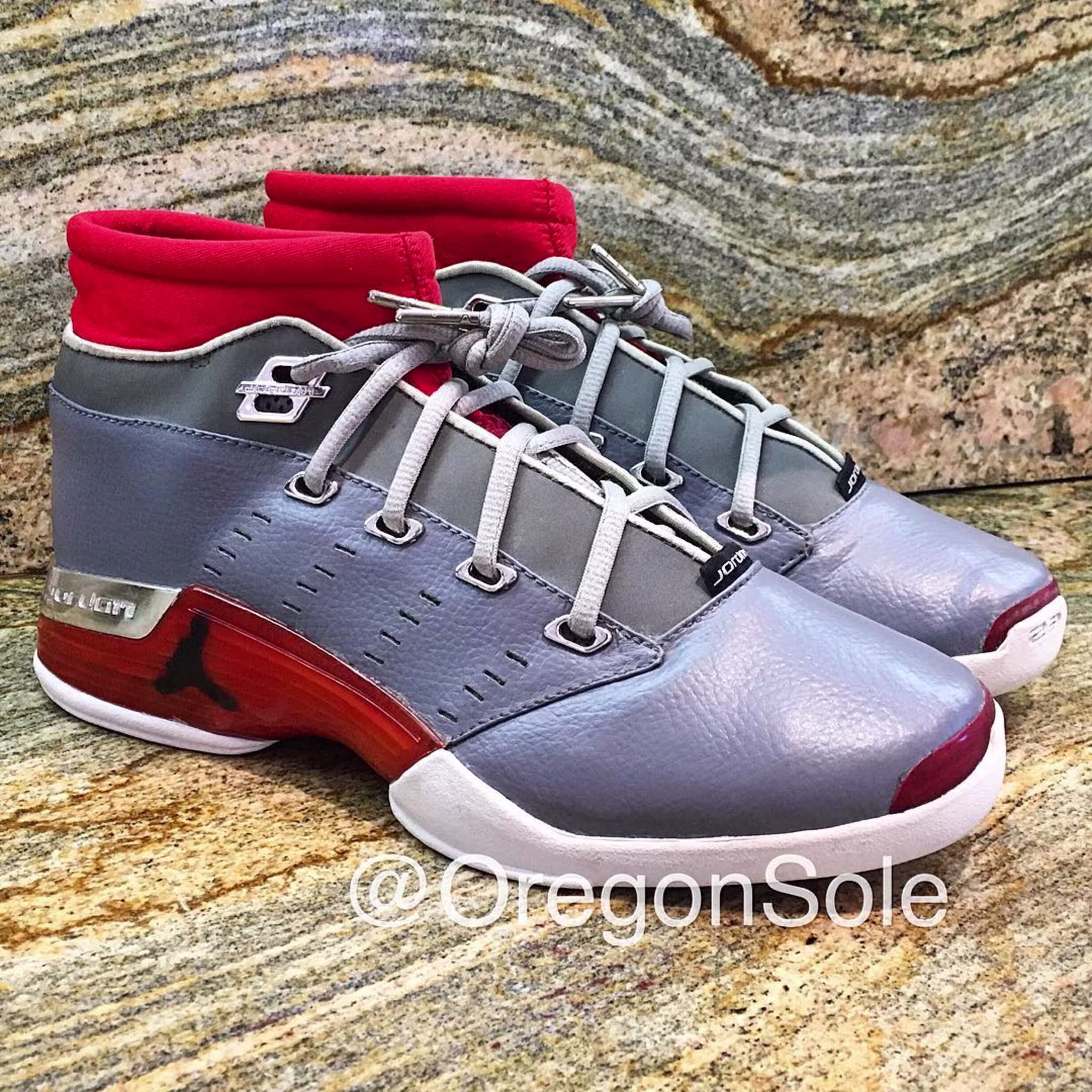 Air Jordan 17 Grey Red Sample