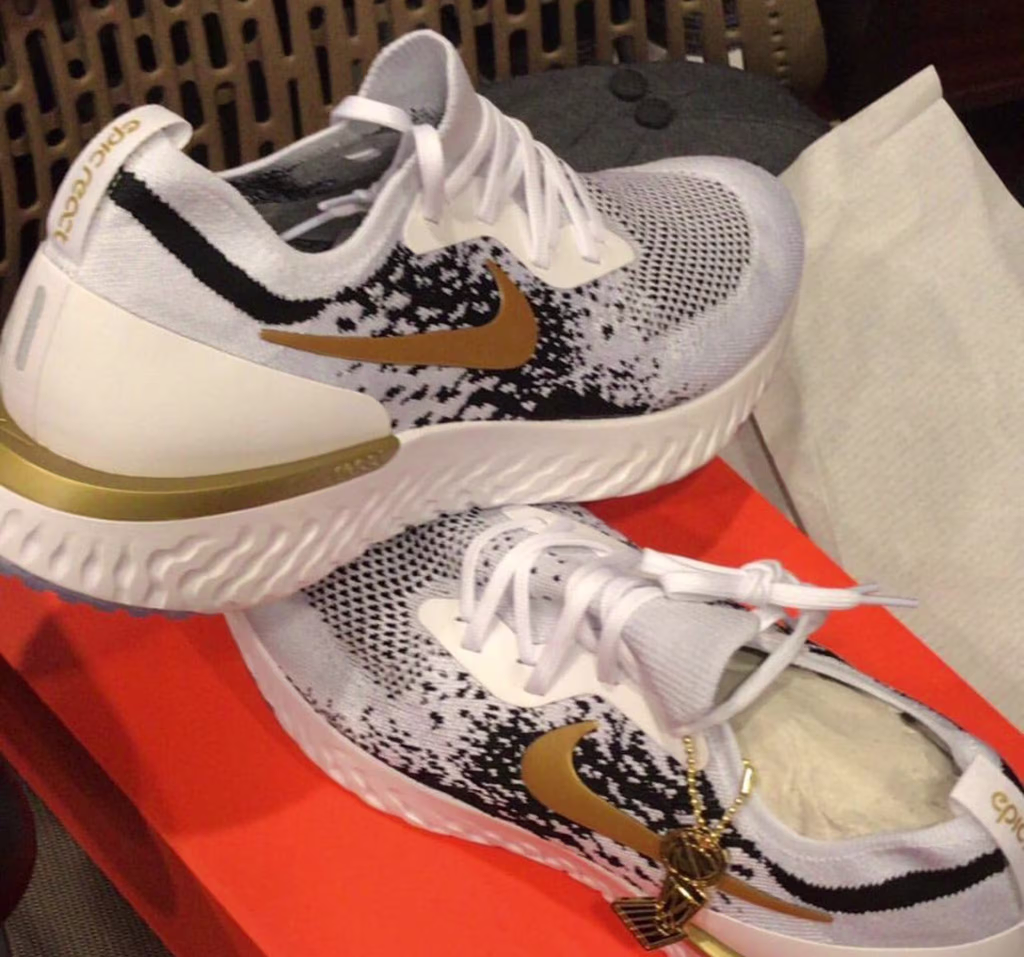 Nike Epic React Flyknit 'Art of a Champion' Golden State Warriors