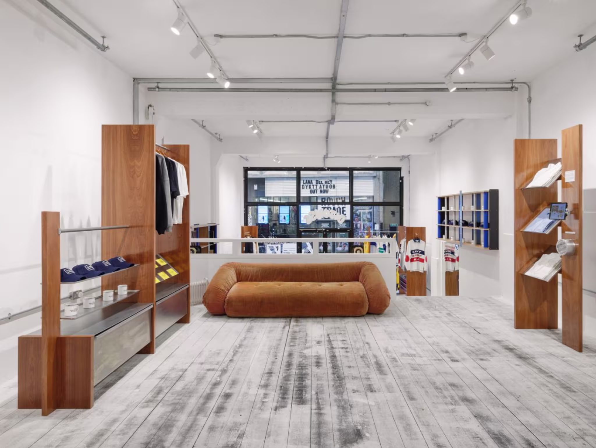 gant archive exhabtion lead