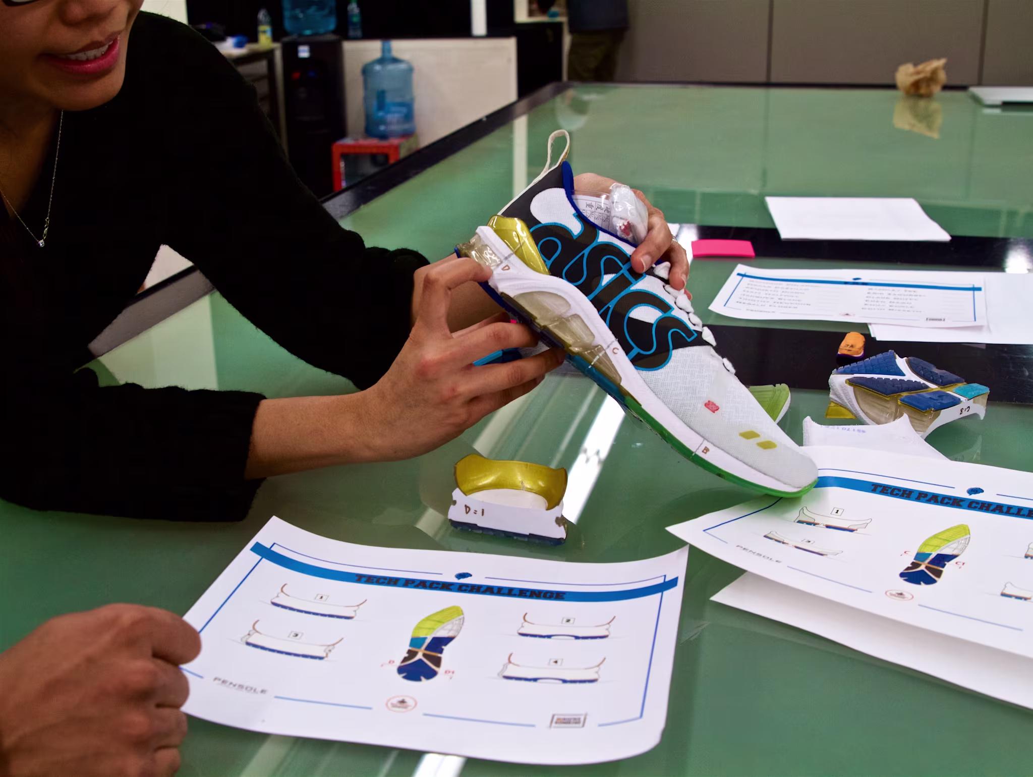 asics pensole academy 5