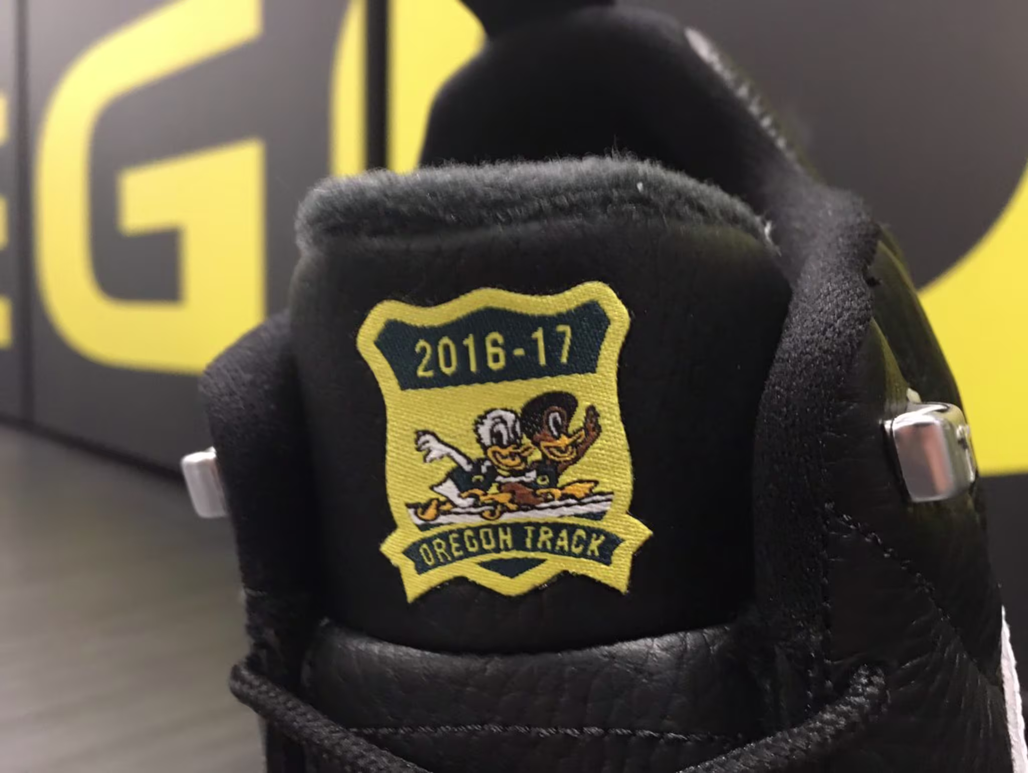 Air Jordan 12 Low Oregon Ducks Track & Field PE Tongue