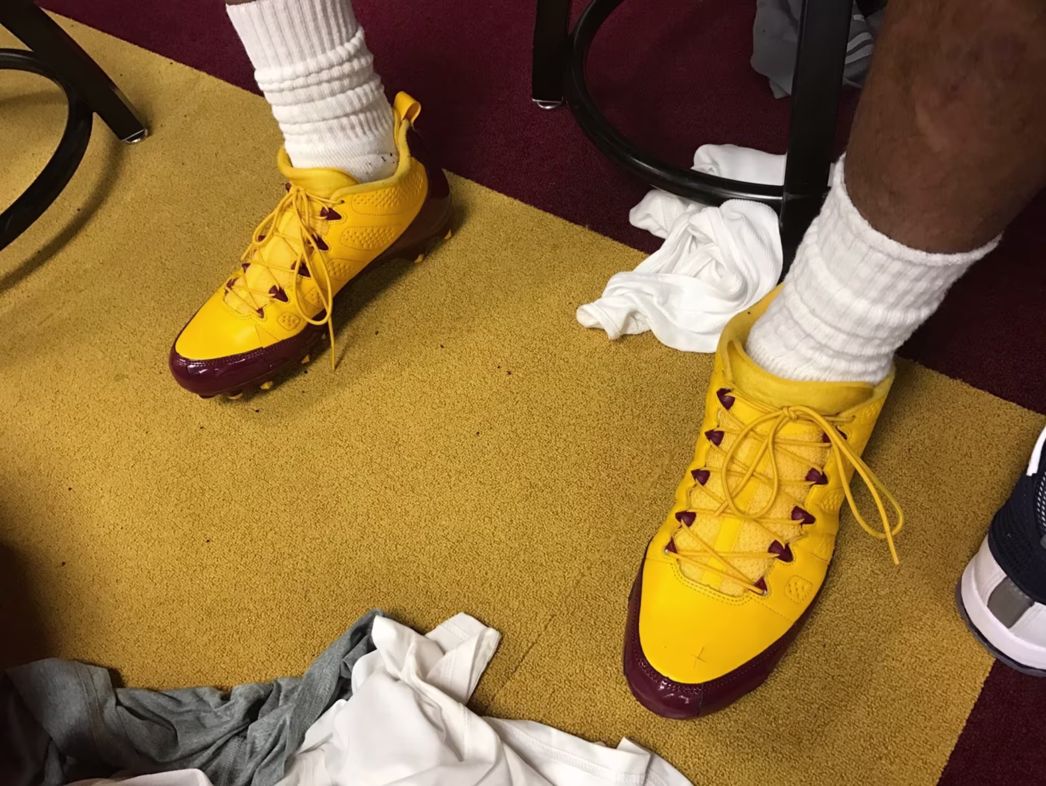 Jordan Reed Air Jordan 9 Low Cleats