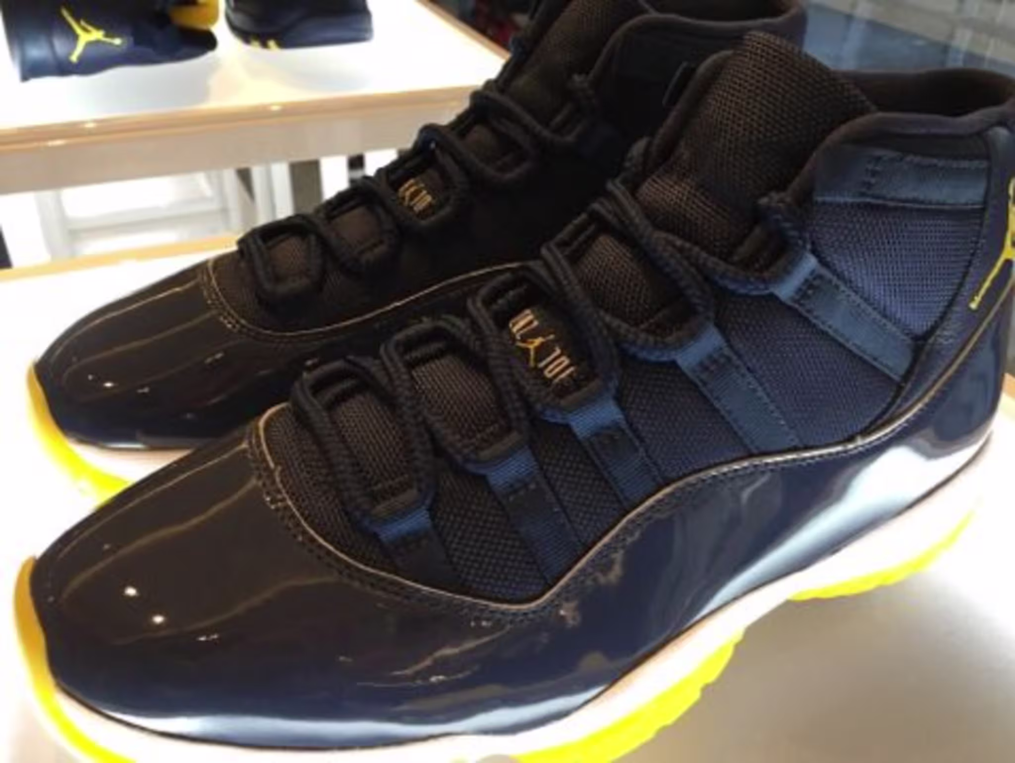 Michigan Air Jordan 11