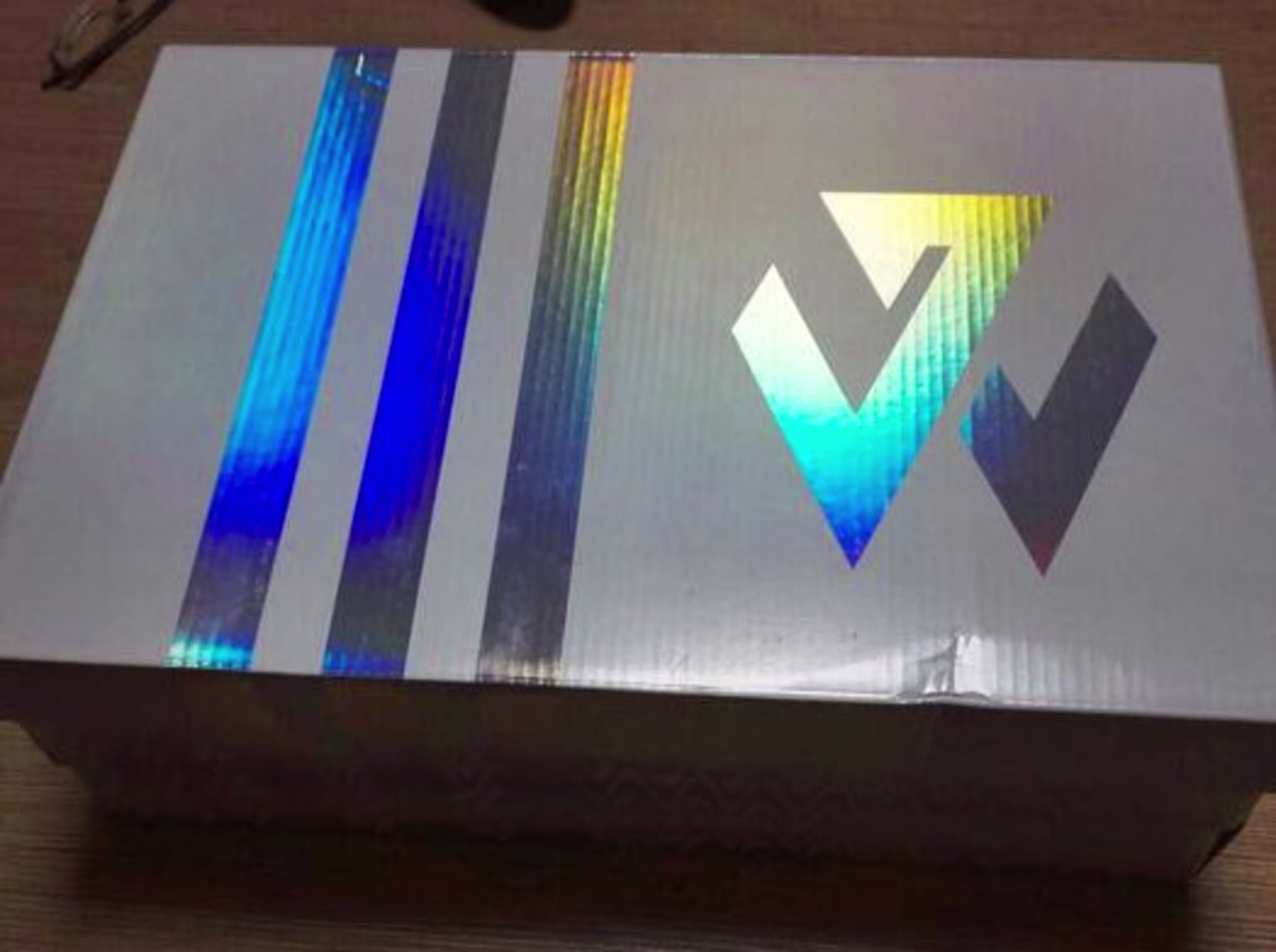 adidas J Wall 2 Packaging (1)