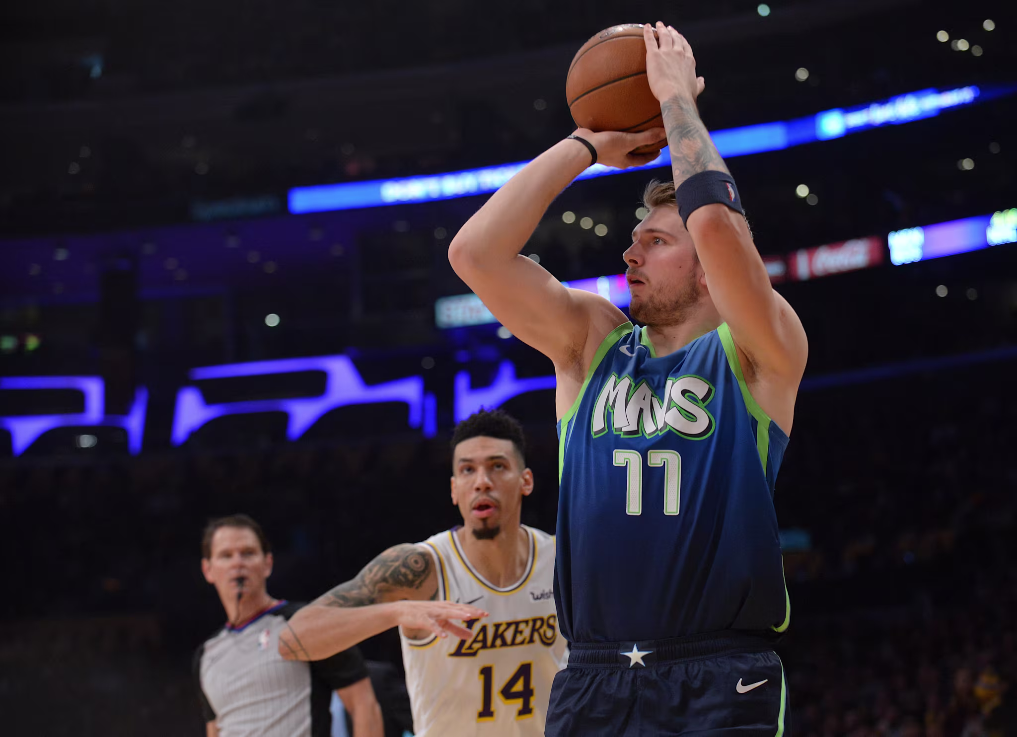 Luka Doncic Lakers Mavericks 1 LA Dec 2019