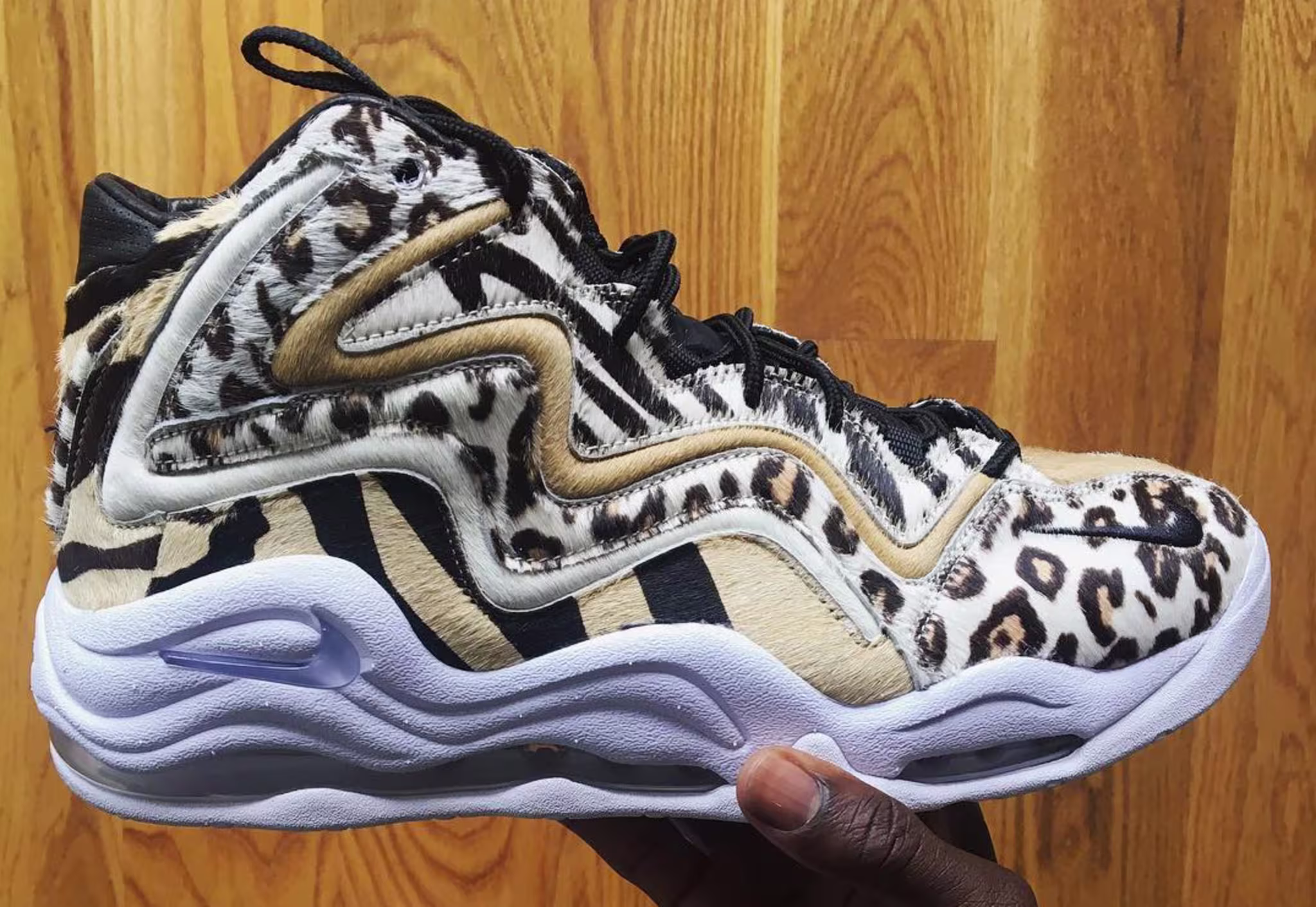 Ronnie Fieg Nike Air Pippen 1 Kith Animal