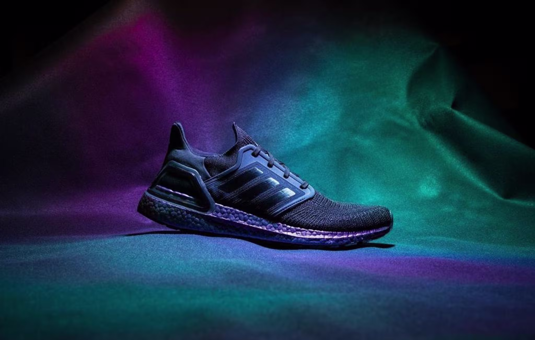 Adidas Ultra Boost 2020 (Lateral)