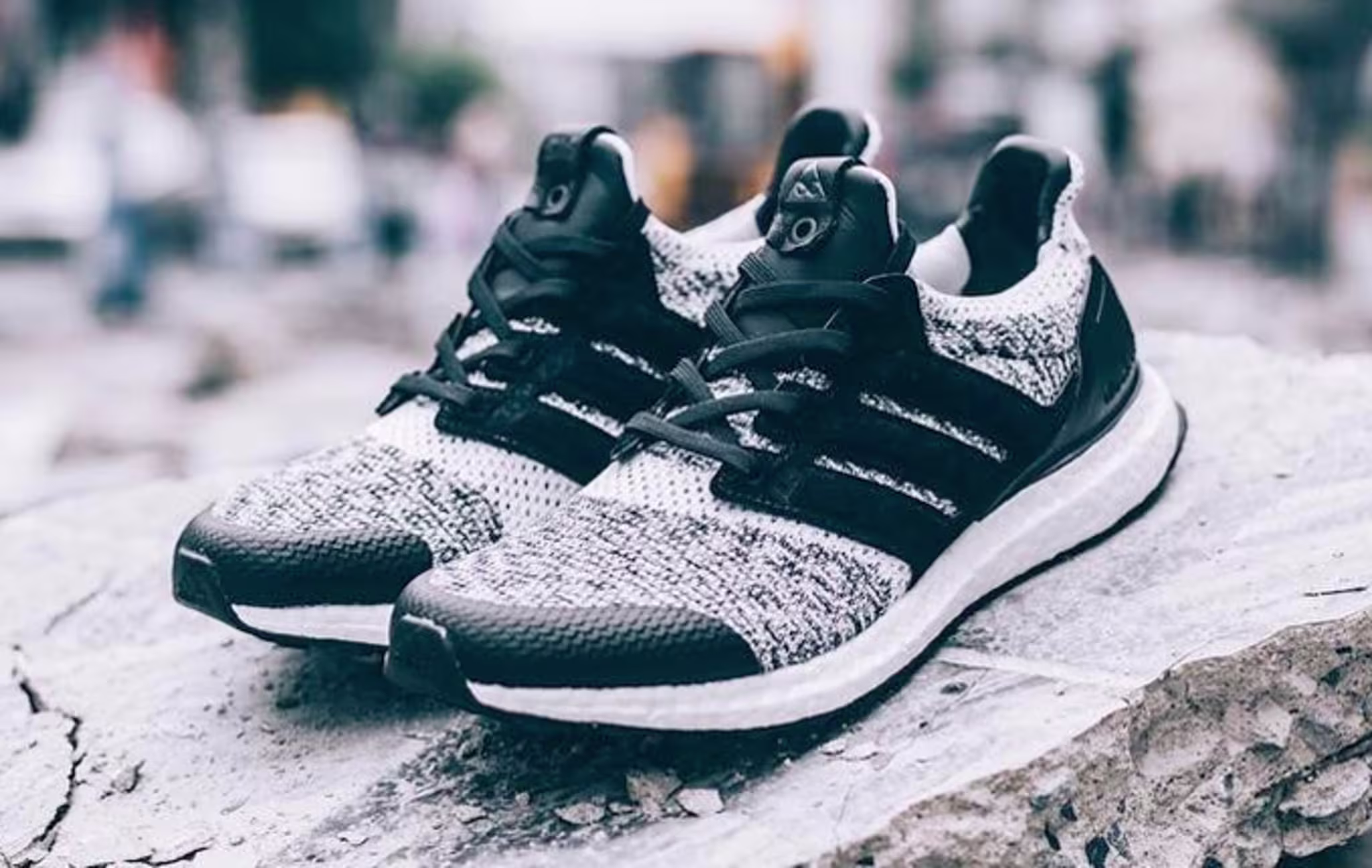 Adidas Ultra Boost SNS Social Status