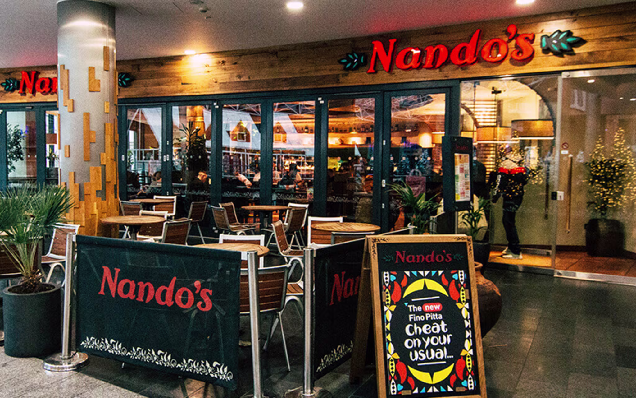 nandos