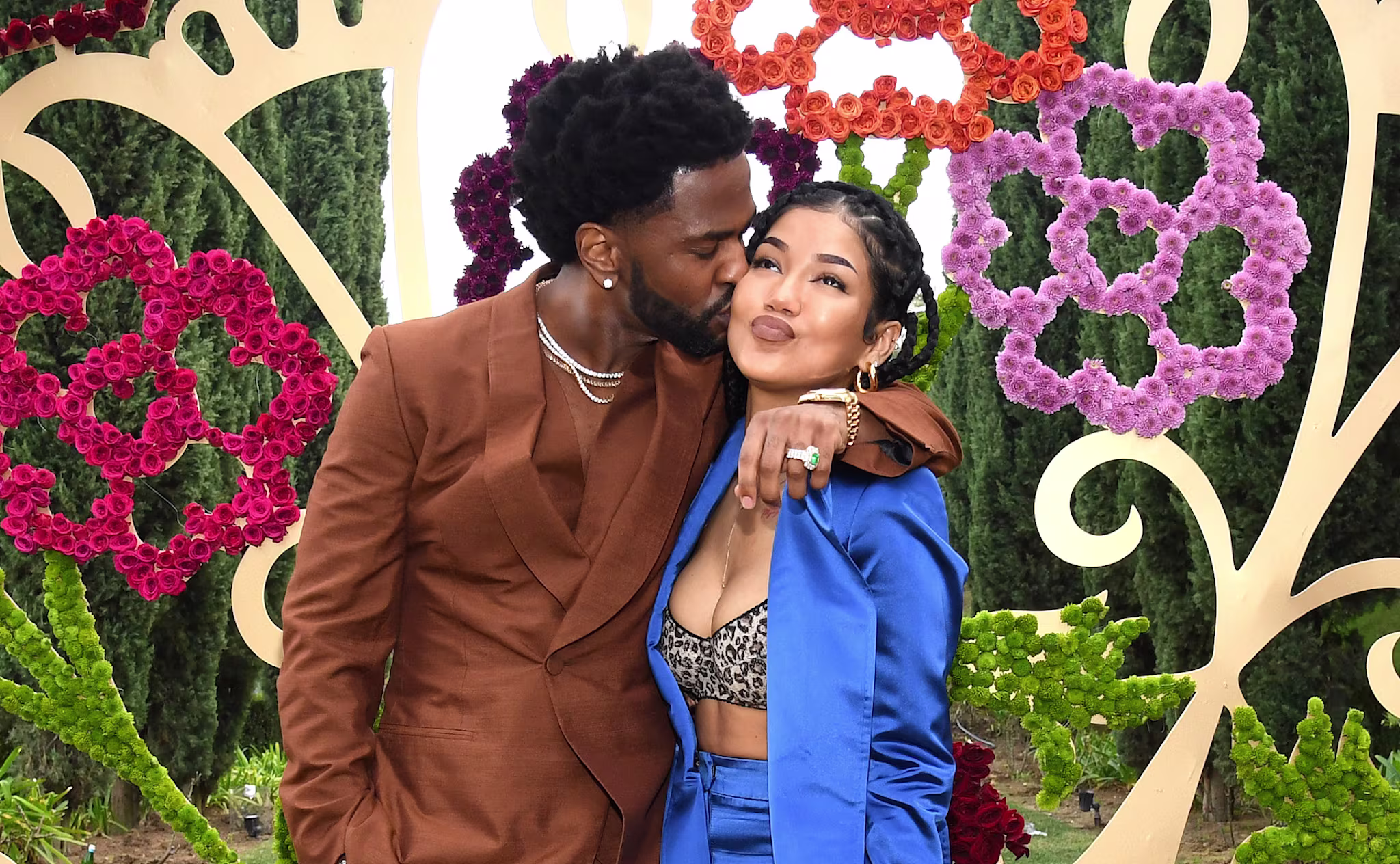 Jhené Aiko and Big Sean being adorable