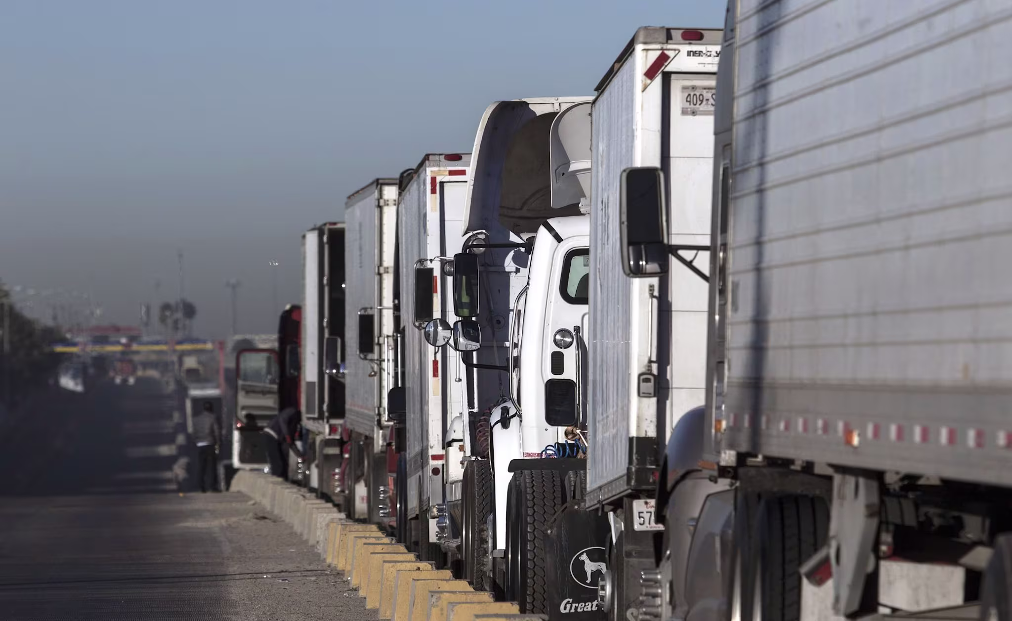 border trucks