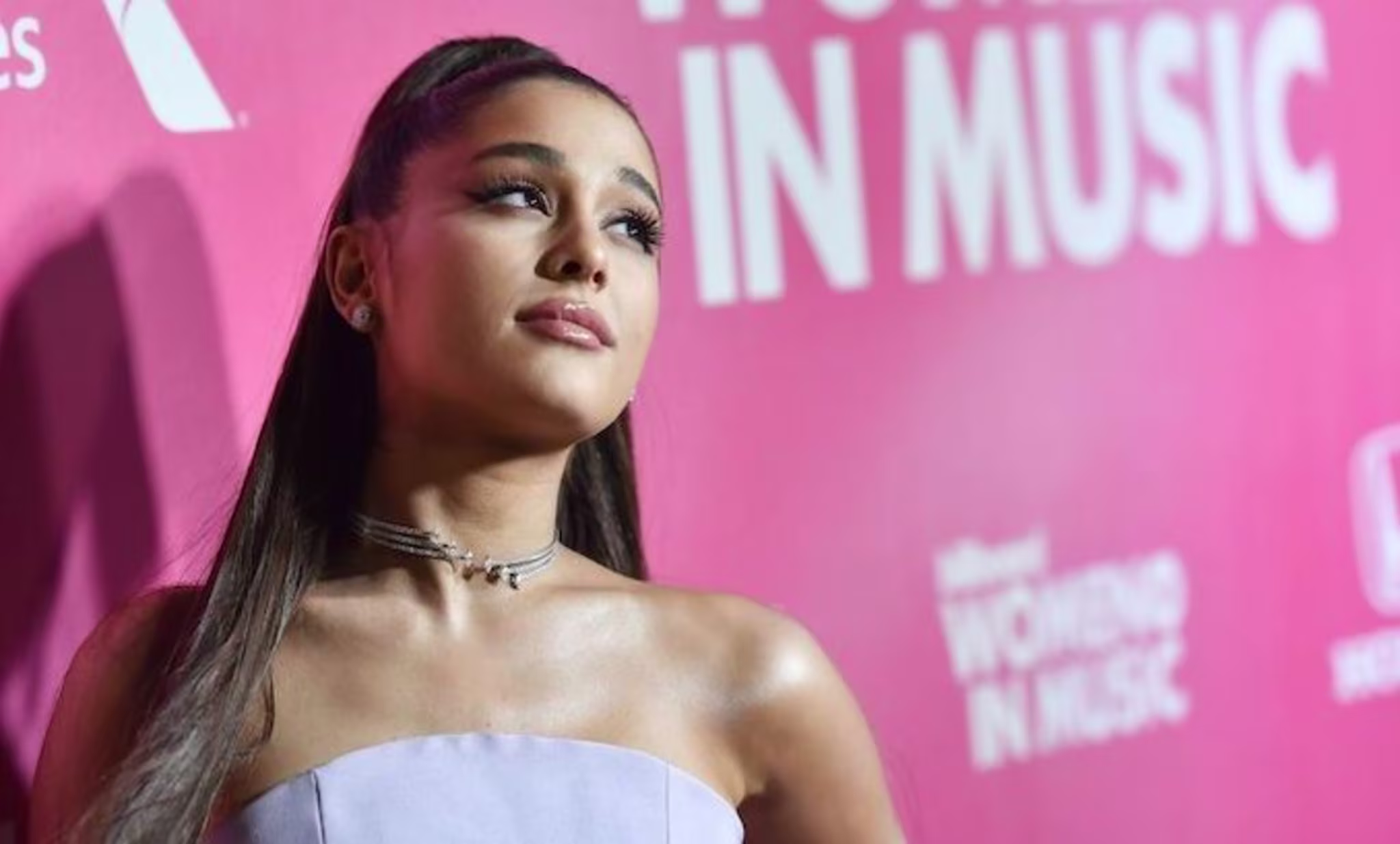 ariana grande piers morgan
