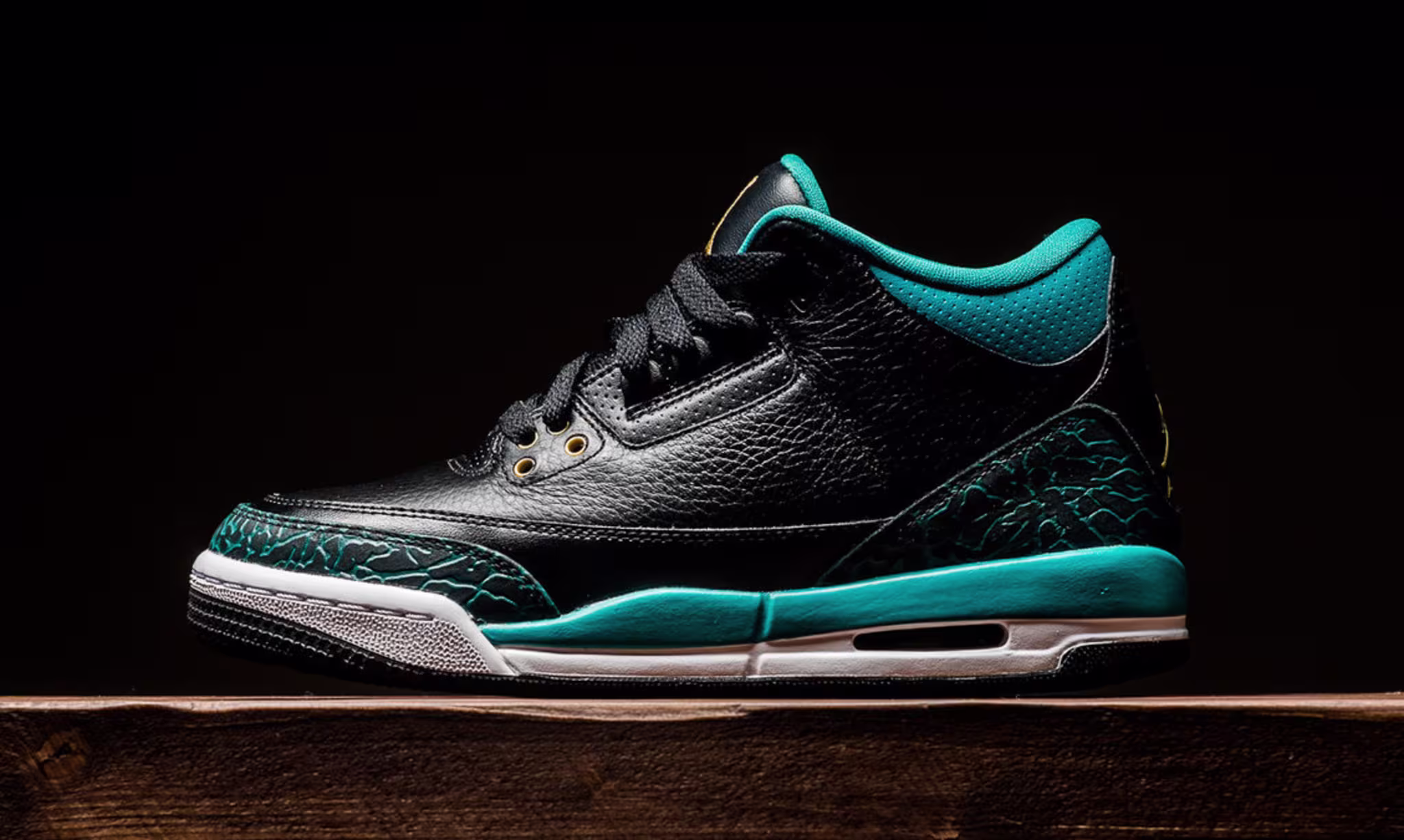 Air Jordan 3 GS Rio Teal Jaguars Release Date Side 441140 018