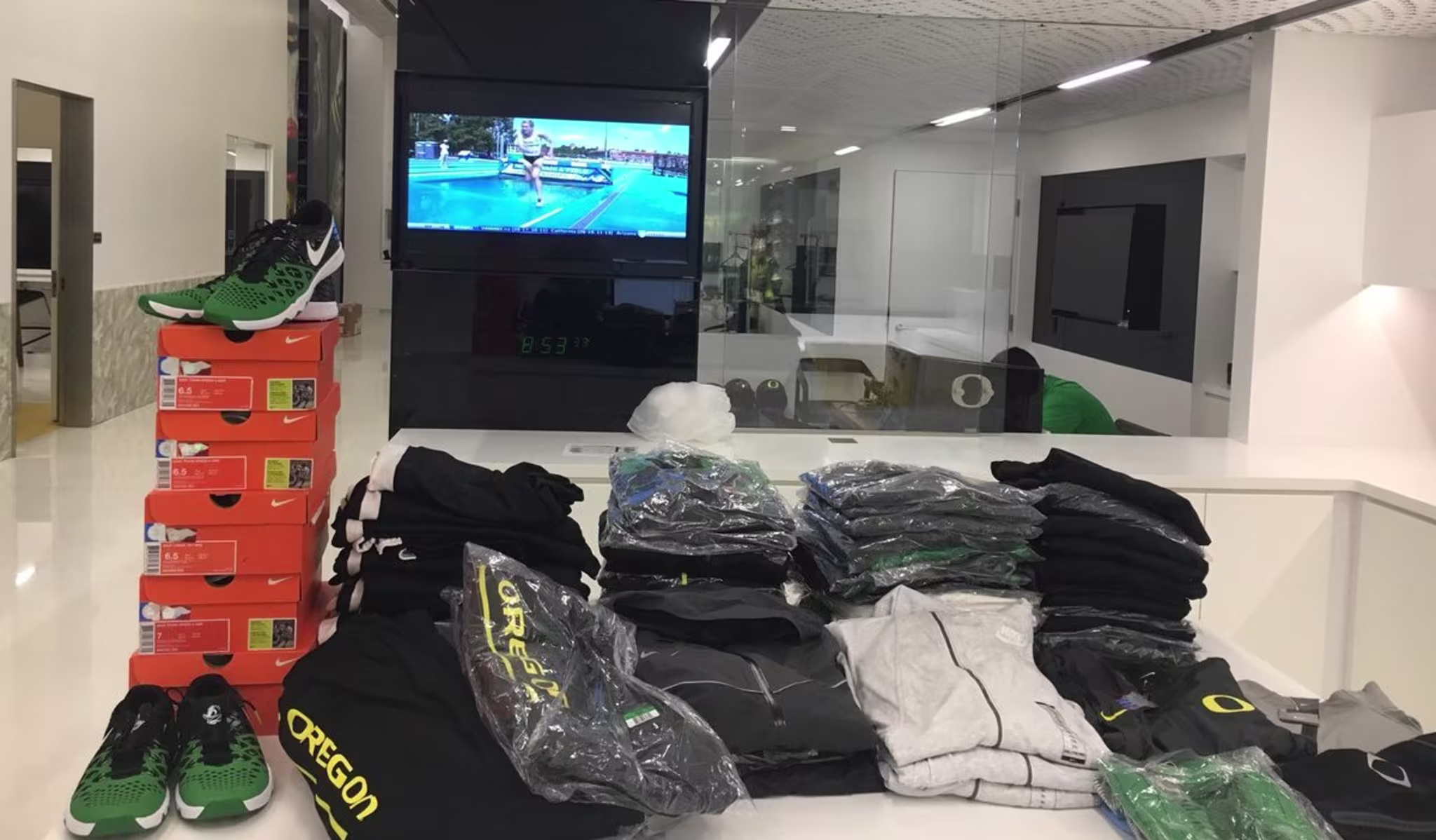 Oregon Ducks Surplus Sale 2018