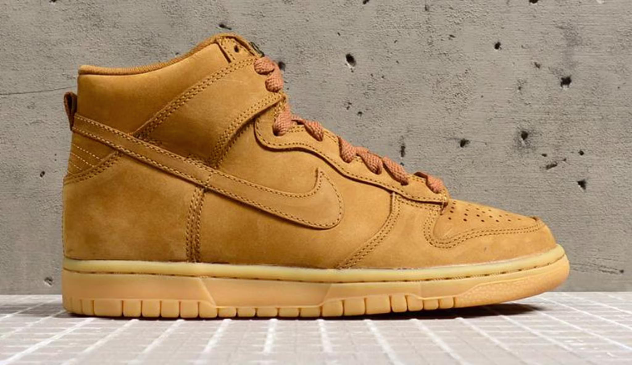 Wheat Nike Dunk High
