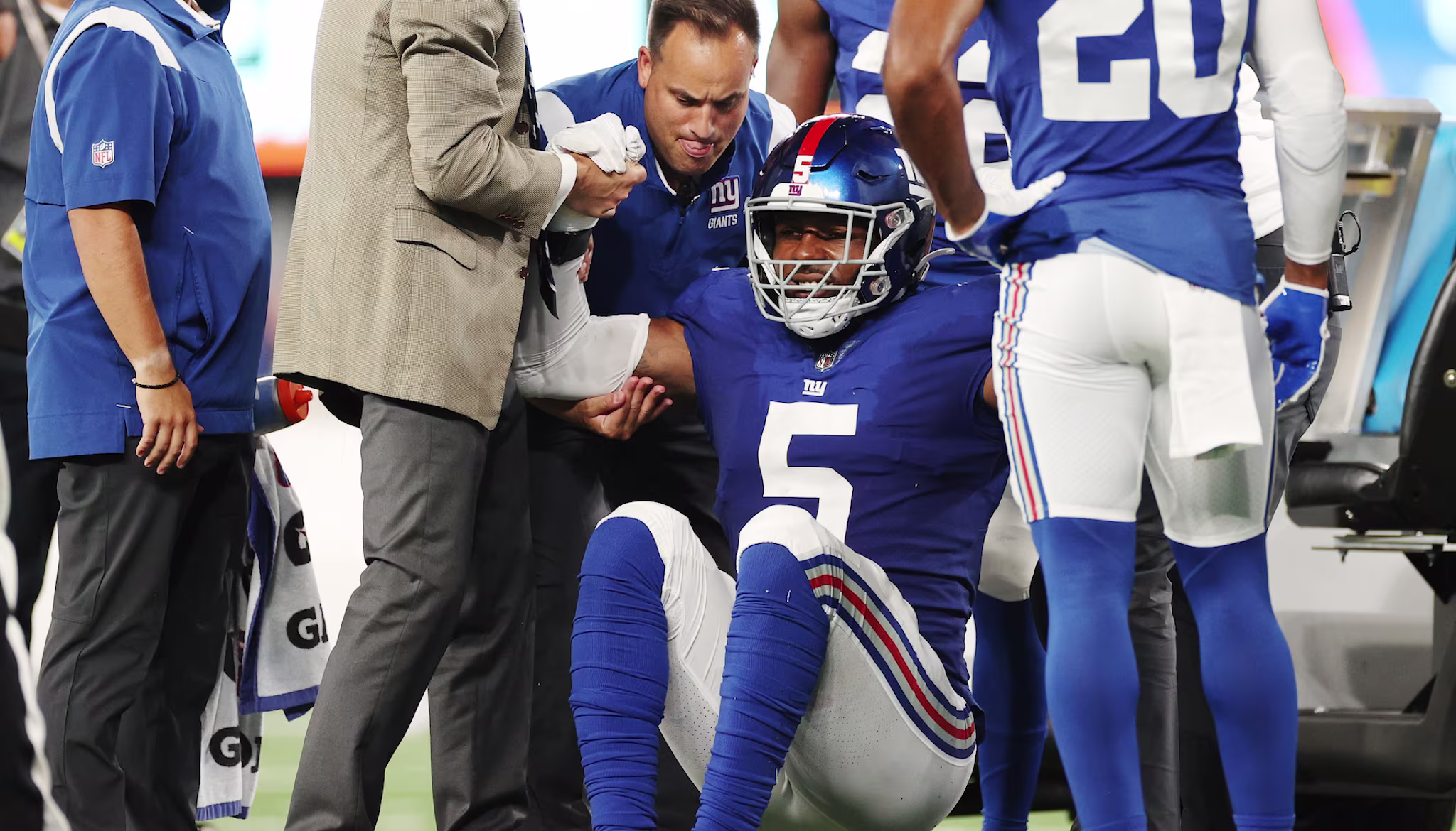 New York Giants rookie Kayvon Thibodeaux suffers sprained MCL