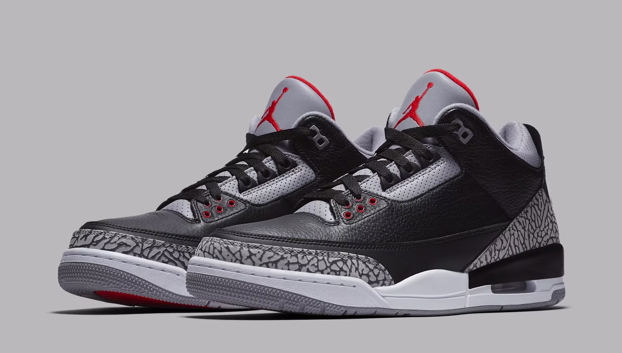 Air Jordan 3 Black/Cement Grey White Fire Red 854262 001 (Pair)