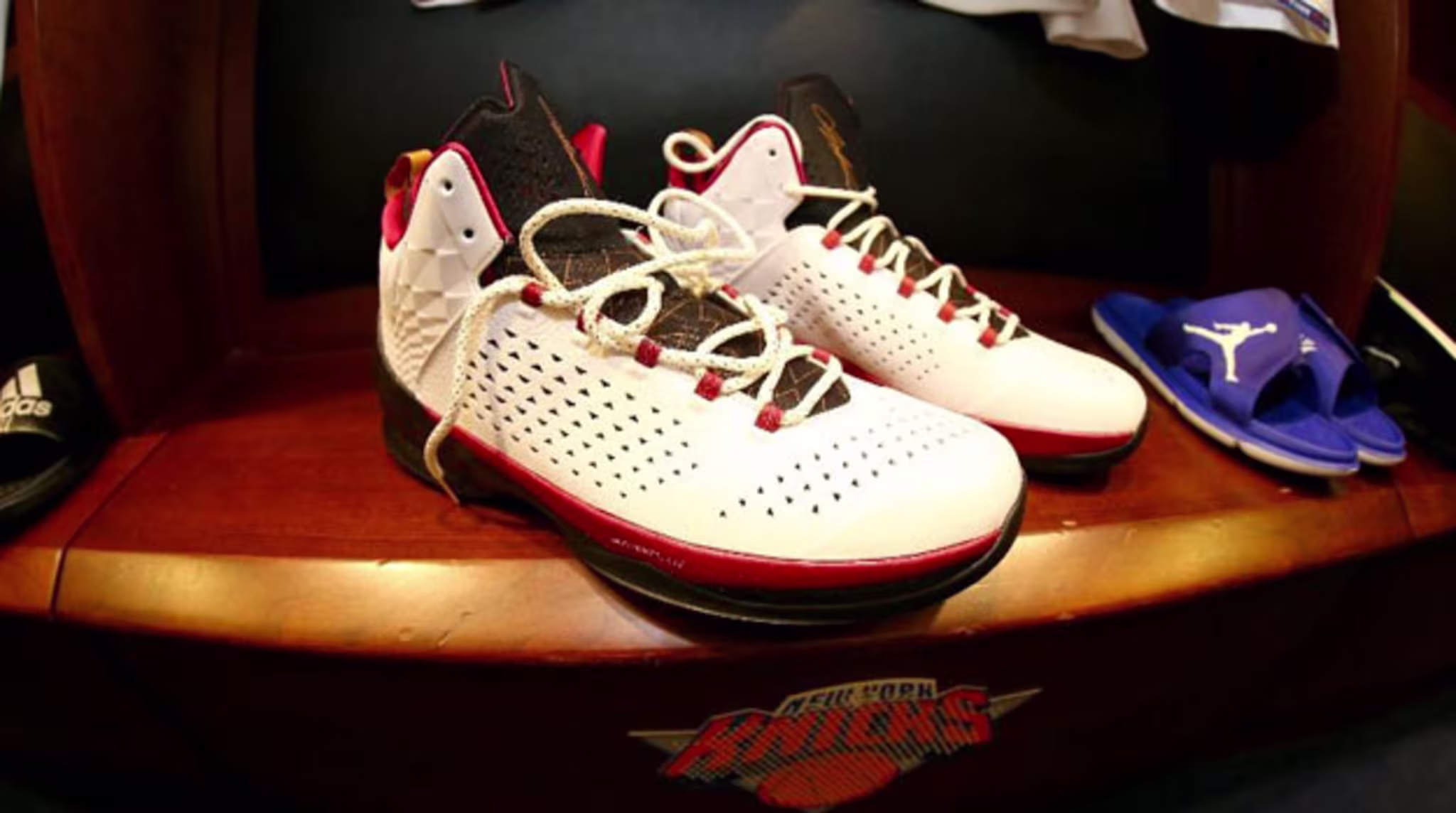 carmelo anthony jordan melo m11 lead