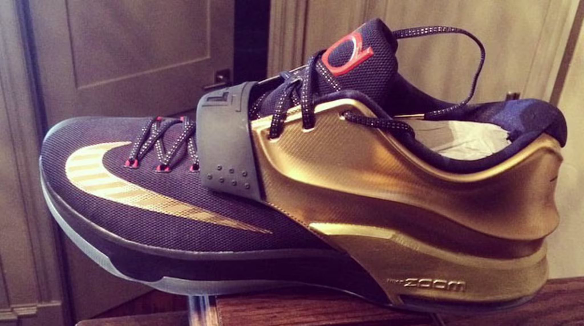 nike kd vii gold 01
