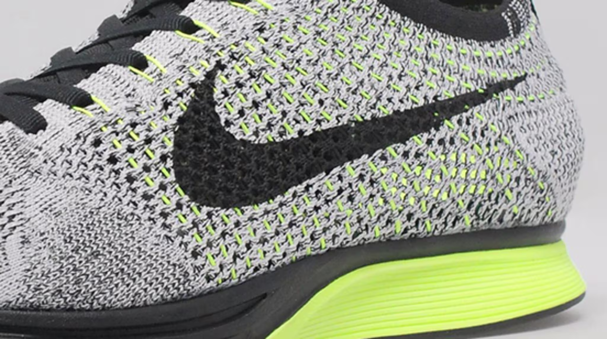 nike flyknit racer grey volt 01