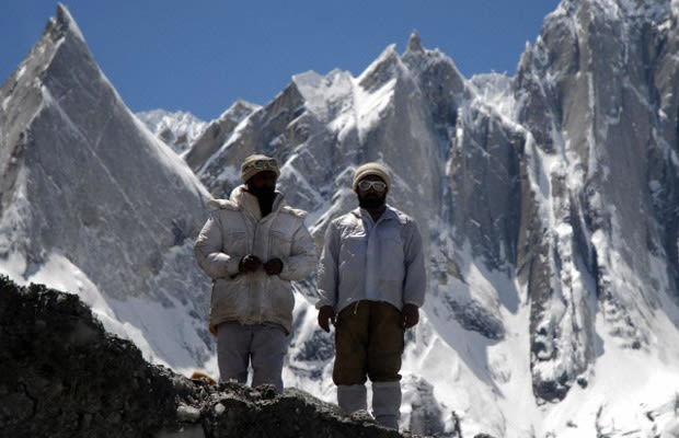 48. The Siachen Glacier Avalanche - The 50 Most Famous Snow Storm ...