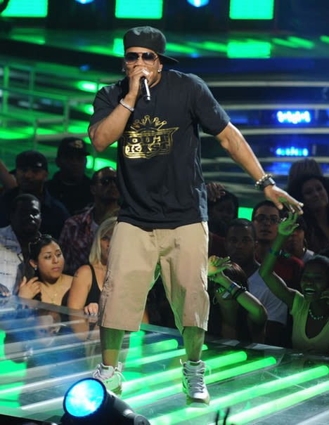 Eminem - A History of Celebrities Wearing the Air Jordan IX | Complex