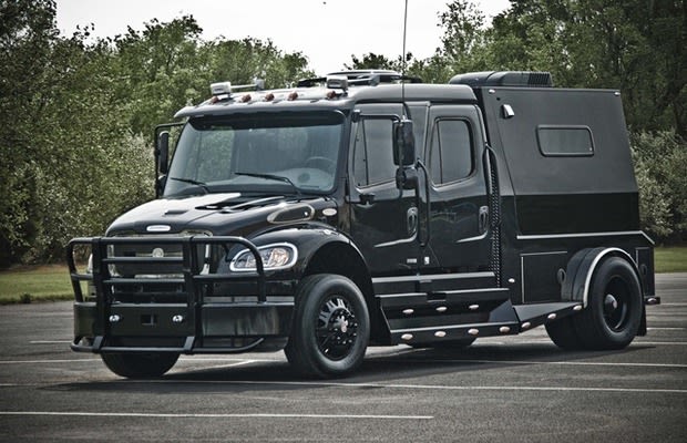 Freightliner Sport Chassis - 10 Extremely Rare Luxury SUVs | Complex
