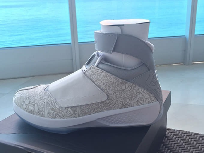 Rip Hamilton Shows Off Remastered Air Jordans | Complex