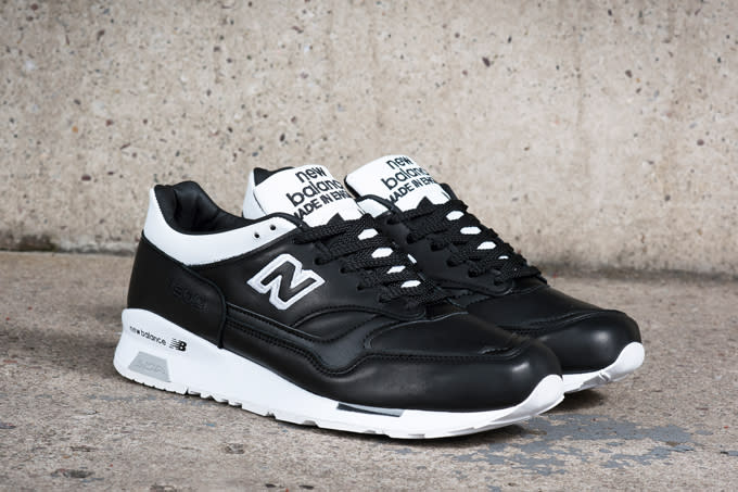 new balance football pack