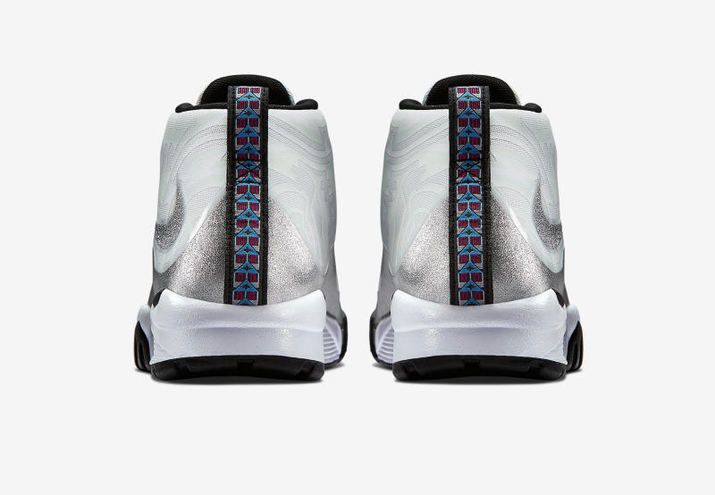 LeBron James Debuts A Mysterious and Glittery Nike Trainer | Complex